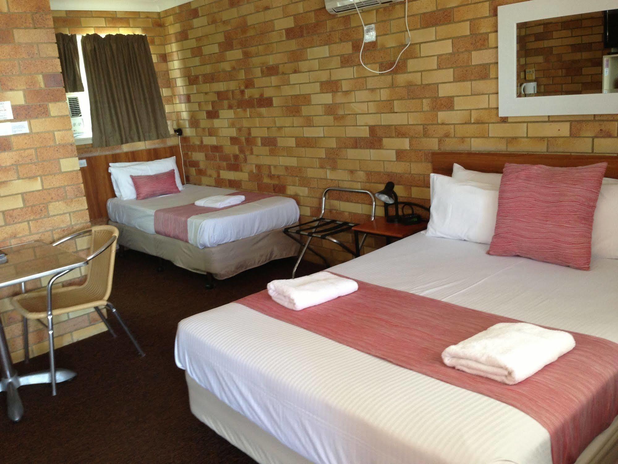 Econo Lodge Chaparral Motel Ballina Eksteriør bilde