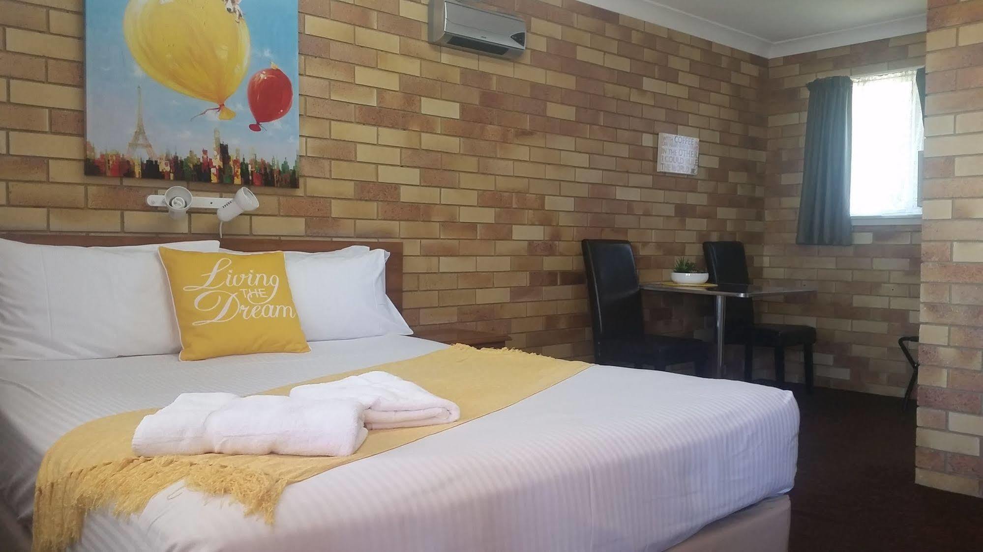 Econo Lodge Chaparral Motel Ballina Eksteriør bilde
