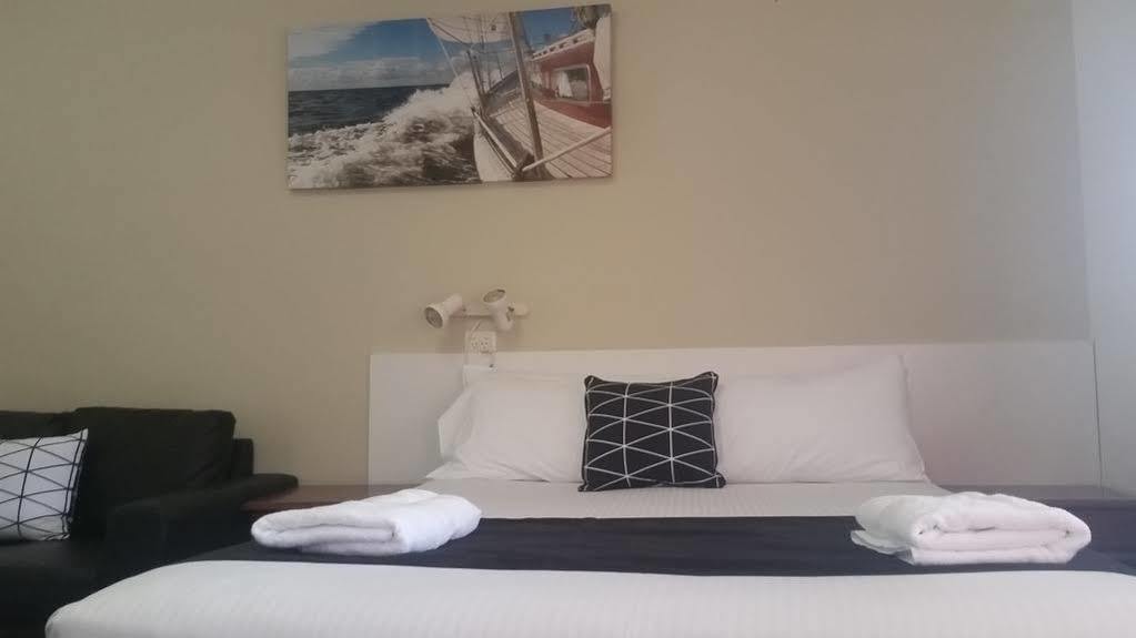 Econo Lodge Chaparral Motel Ballina Eksteriør bilde