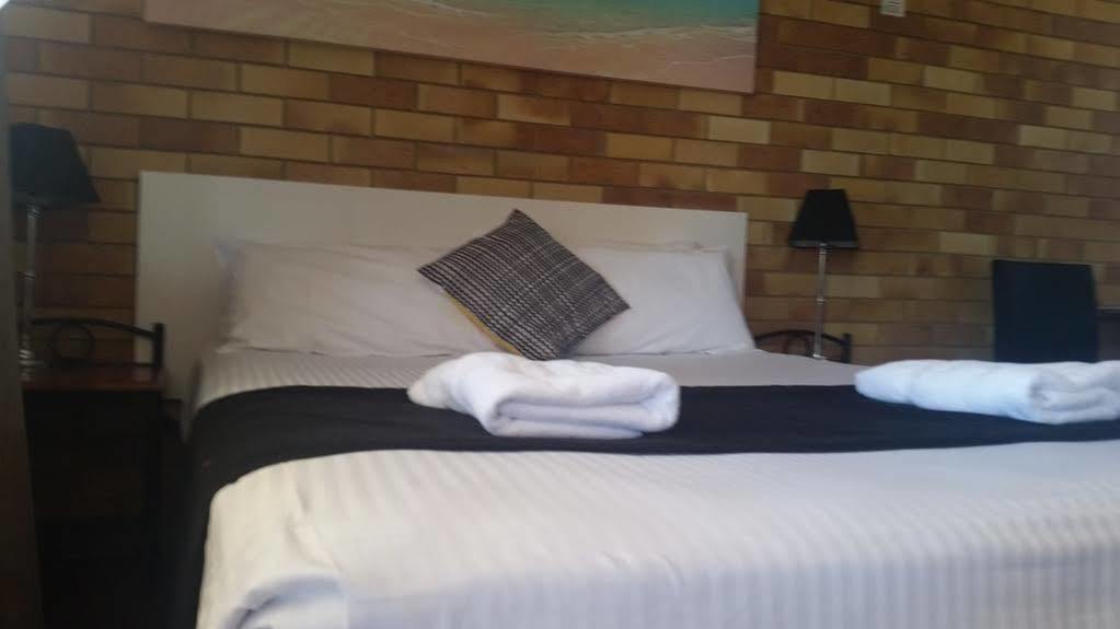 Econo Lodge Chaparral Motel Ballina Eksteriør bilde